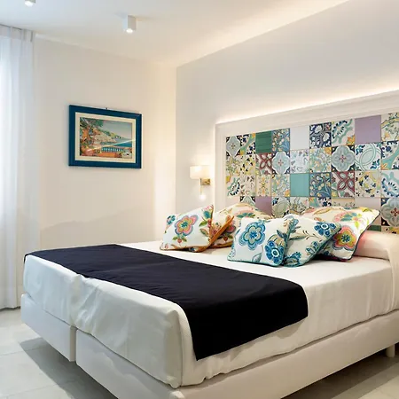 Отель Boutique (adults Only) 3*