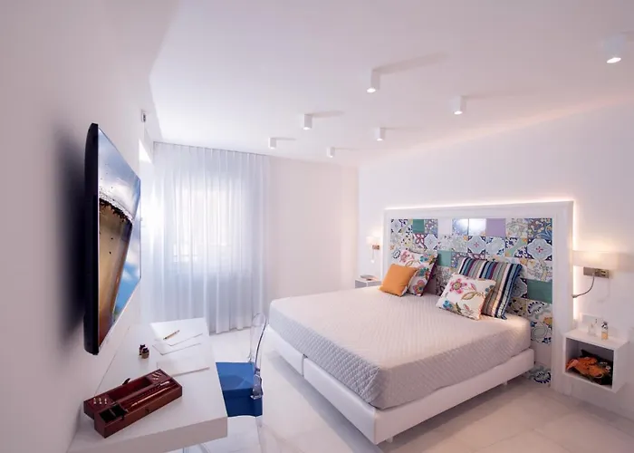 Boutique (adults Only)