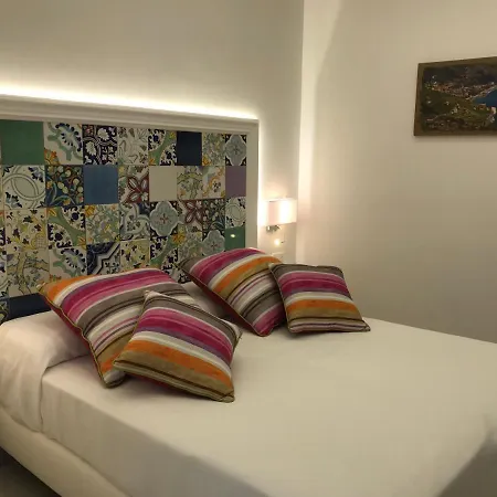 Boutique (adults Only) מלון 3*